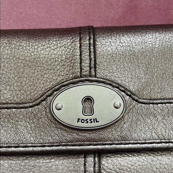 Fossil Y2K Metallic Gunmetal Silver Leather Large Bifold Wallet - Picture 3 of 17